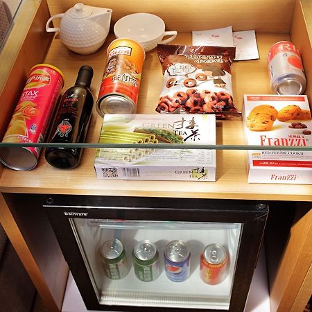 Lavande Hotel Guangzhou Ximenkou Metro מראה חיצוני תמונה
