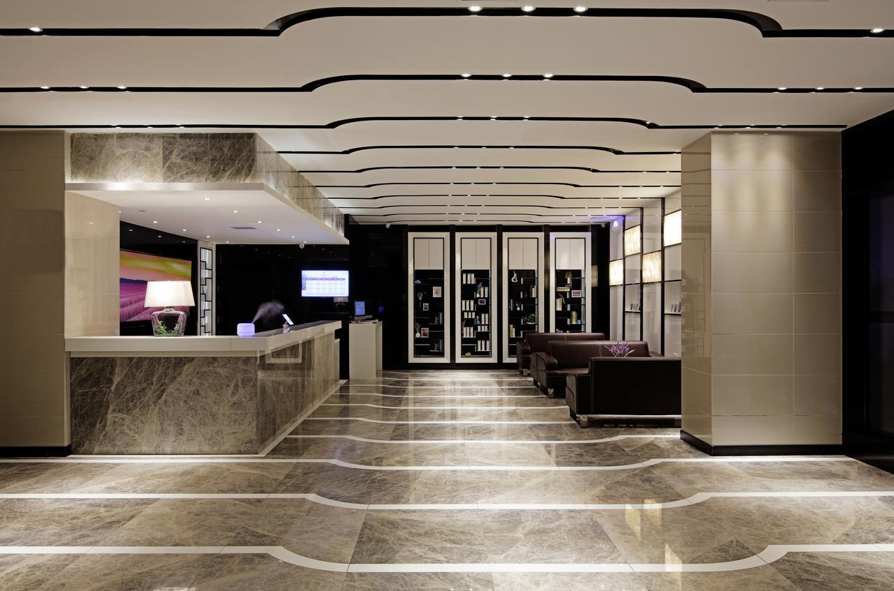Lavande Hotel Guangzhou Ximenkou Metro מראה חיצוני תמונה