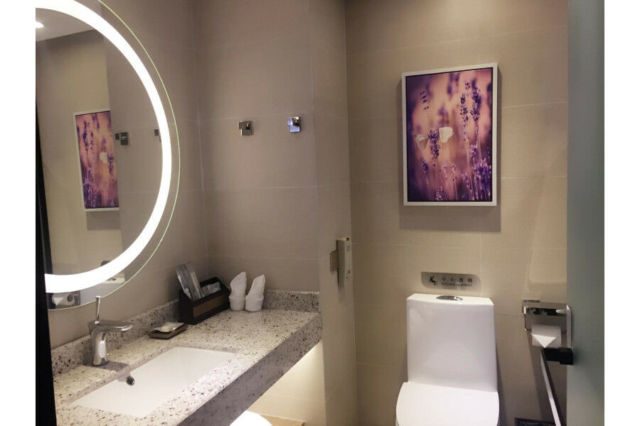 Lavande Hotel Guangzhou Ximenkou Metro מראה חיצוני תמונה